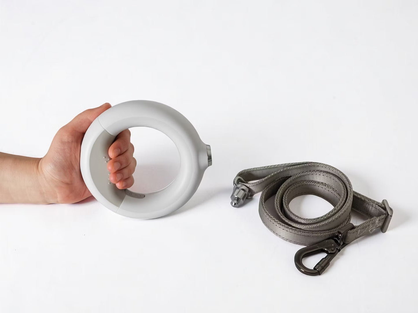 PetEcoTech LightLeash™ – 4-i-1 LED Säkerhetskoppel med USB-C & Påshållare